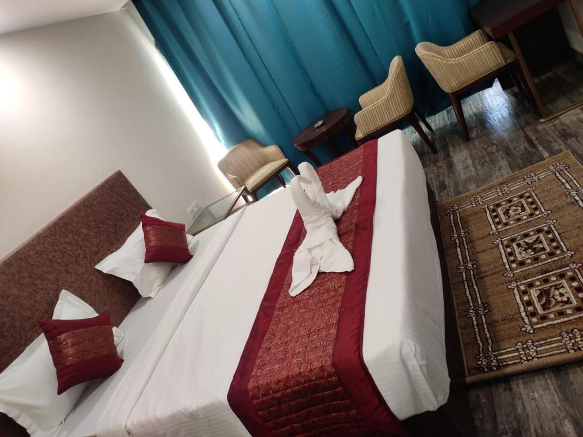 Hotel Sea N Sand - Berries Group Digha  Kültér fotó