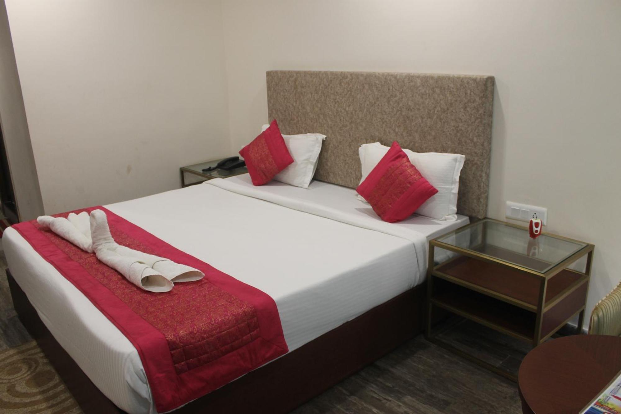 Hotel Sea N Sand - Berries Group Digha  Kültér fotó
