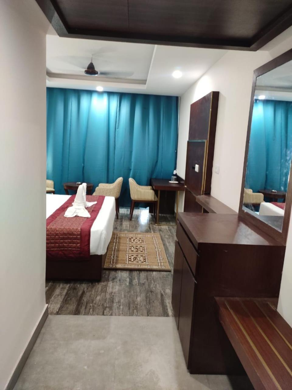 Hotel Sea N Sand - Berries Group Digha  Kültér fotó